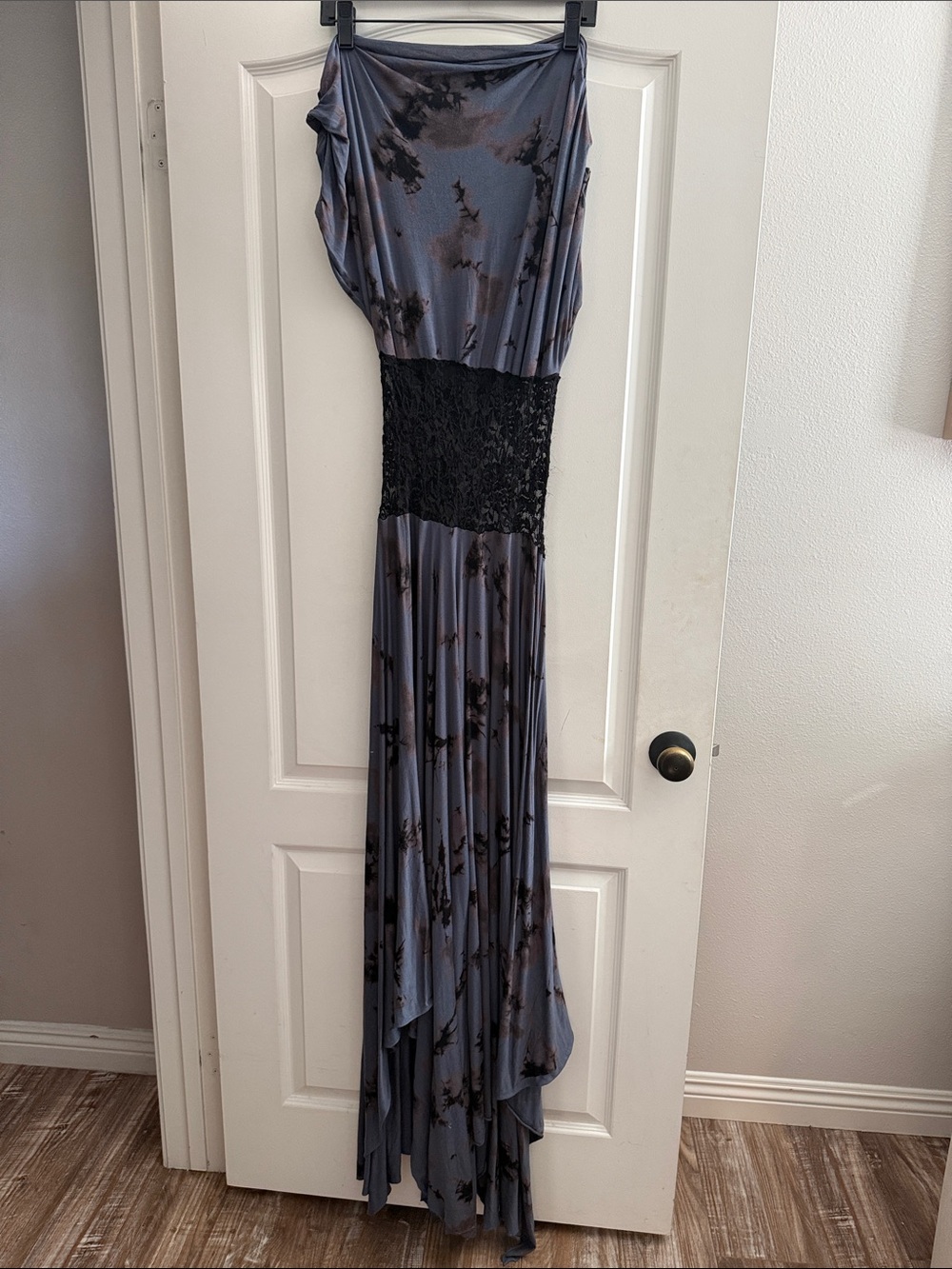 Sleeveless Blue Floral Maxi Dress with Black Lace Waist